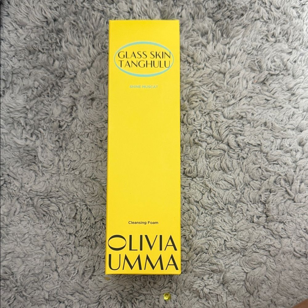 NEW Olivia Umma Glass Skin Cleansing Foam Full Size